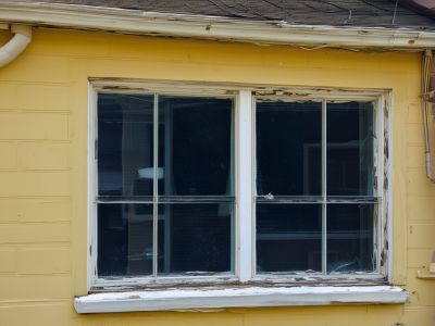 Dirty residential windows before professional cleaning service